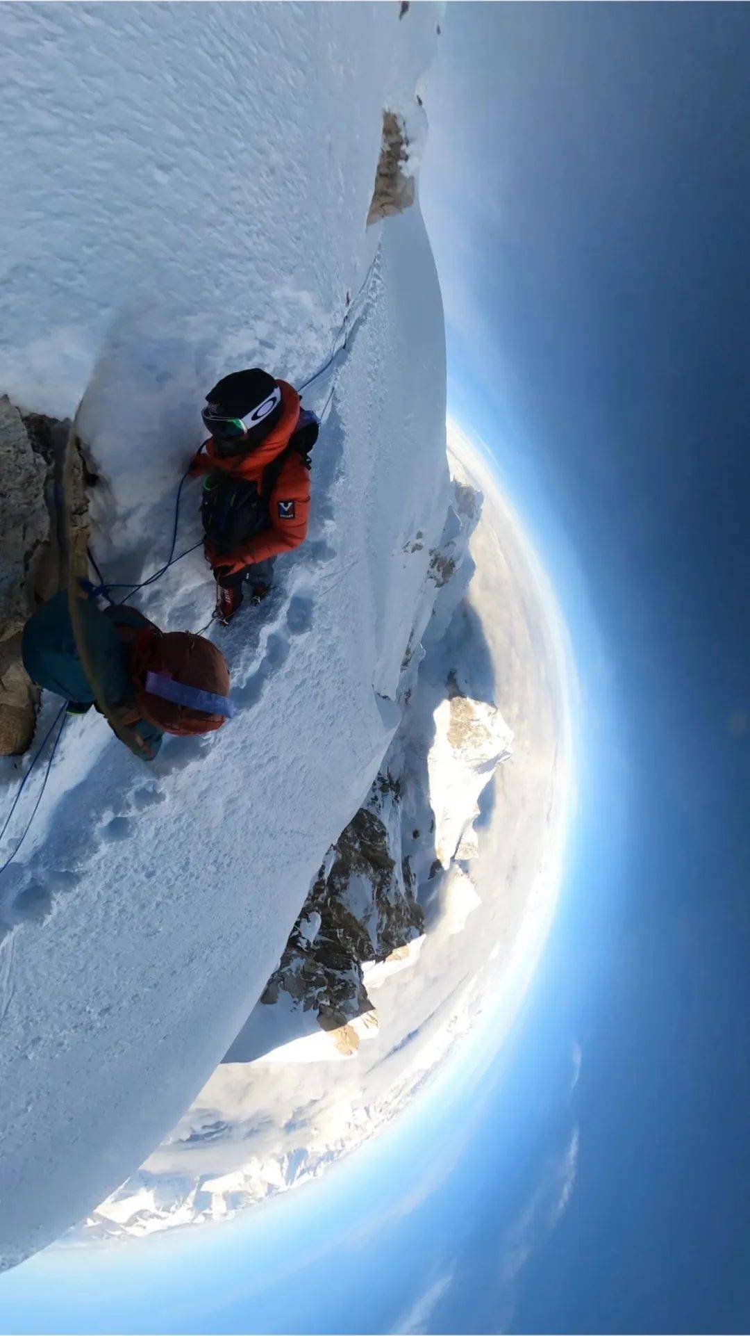 西藏登山队成功登顶K2,创造历史 西藏登山队成功登顶K2,创造历史