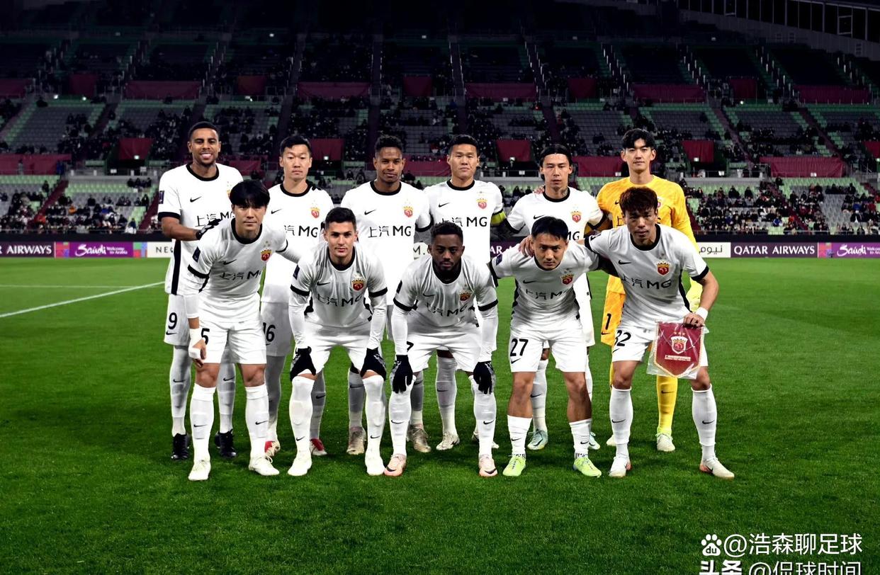 中超新赛季开幕,归化球员表现抢眼 中超新赛季开幕,归化球员表现抢眼