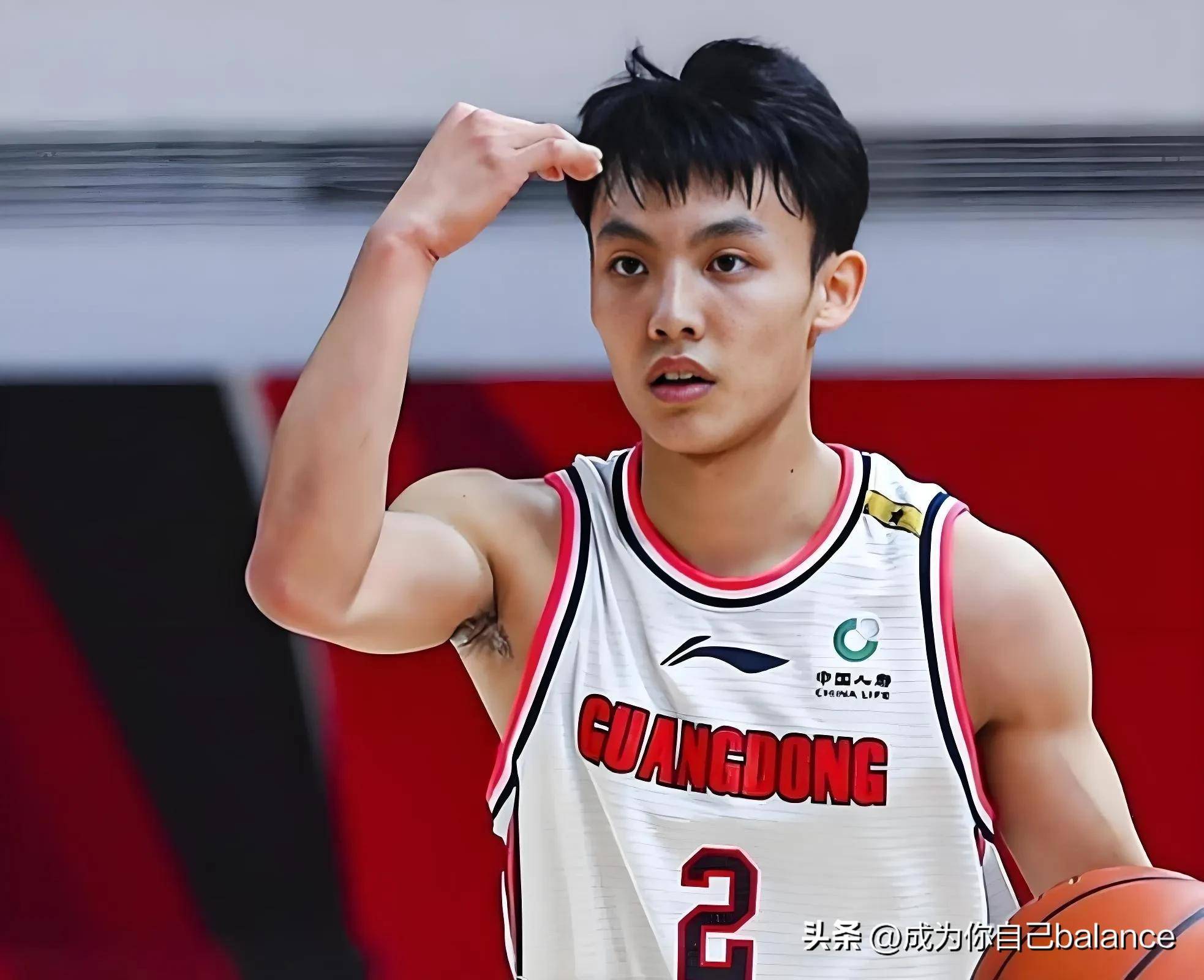 华体会官方网站首页-CBA裁判争议：职业化还需多久？