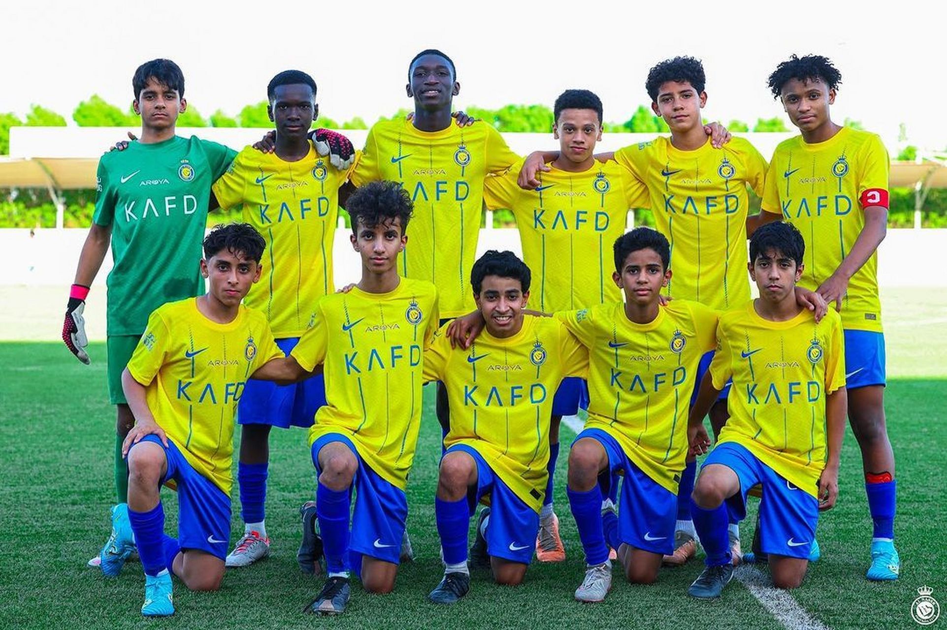 华体会官方网站登录-C罗晒全家福，迷你罗签约青年队