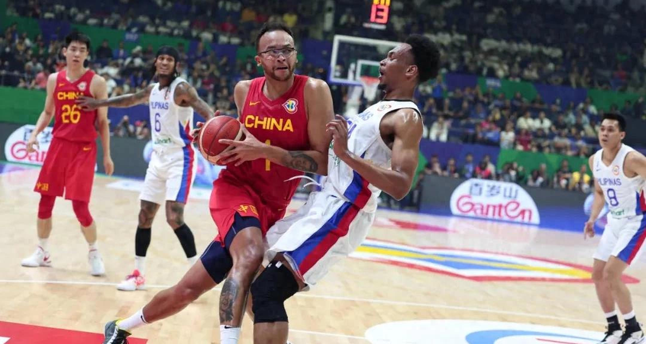 包含归化球员：中国男篮该走这条路吗？的词条